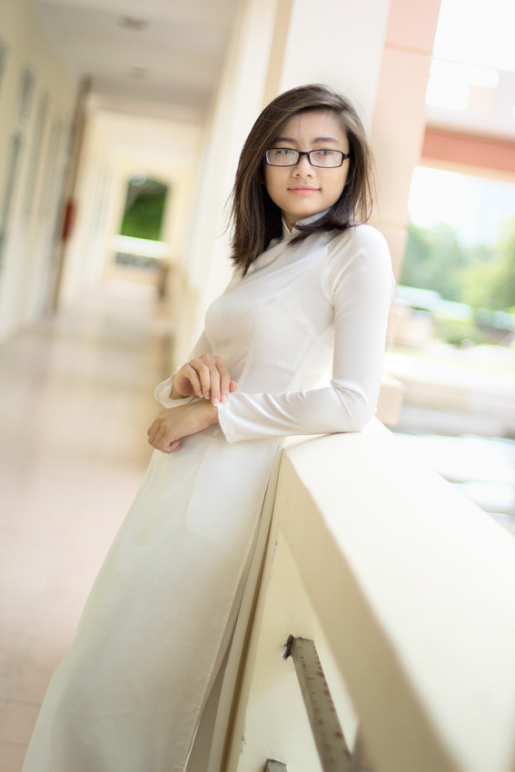 大乳女教师与护士在线观看